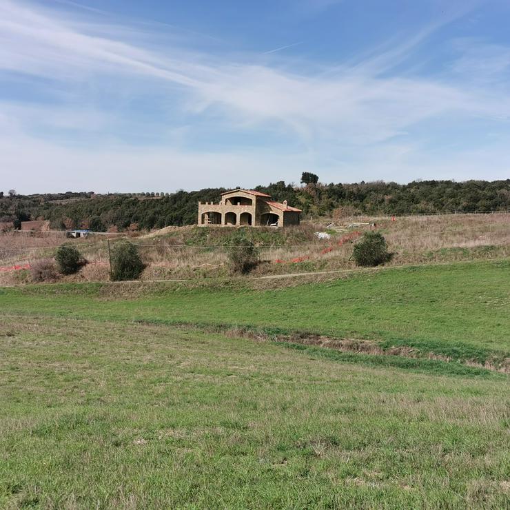 Landhaus aus Stein mit 1 ha Land in Toskana - Haus kaufen - Bild 3