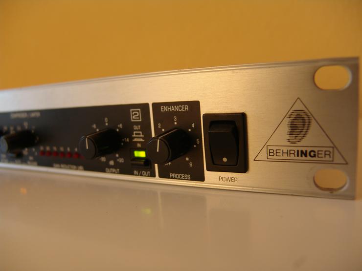 Bild 7: Compressor/Limiter/Expander/Enhancer - Autocom MDX1200 BEHRINGER 