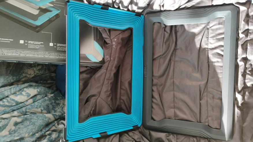 Thule Vectros Protective Bumper Schutzhülle für MacBook Air 13 Zoll - Laptop-Taschen & Koffer - Bild 1