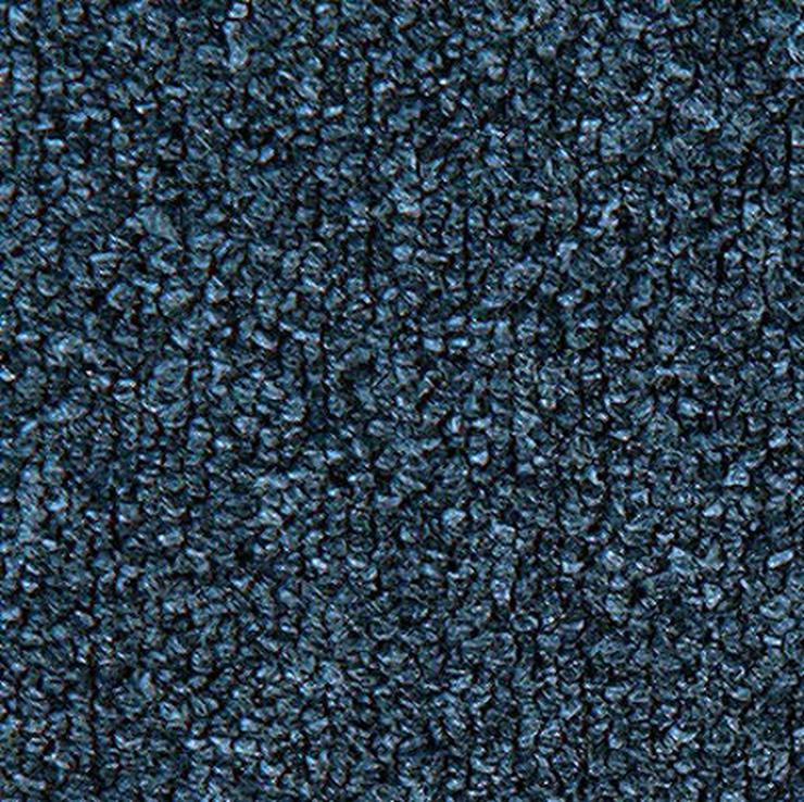 Bild 6: Kobaltblaue Heuga Teppichfliesen. Jetzt für 3,75 €