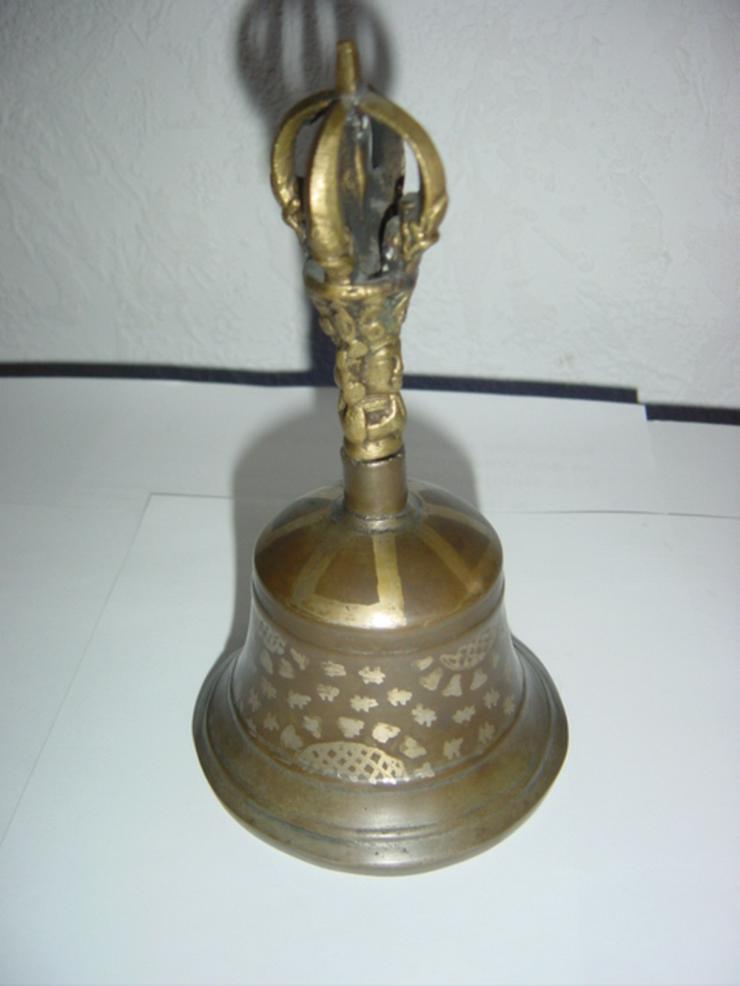 BRONZE Glocke Asiatika Himalaya Götter Ritual Figur Tempelgolcke