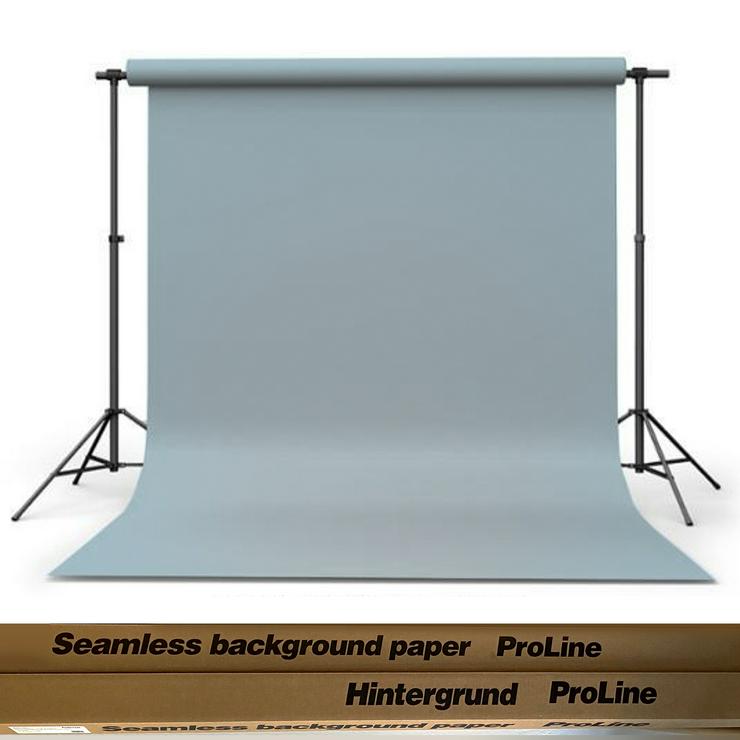 Bild 2: Hintergrundsystem (2 Stative, 2×Aufhängung mit Kette Manfrotto, Hintergrundkarton grau HAMA)