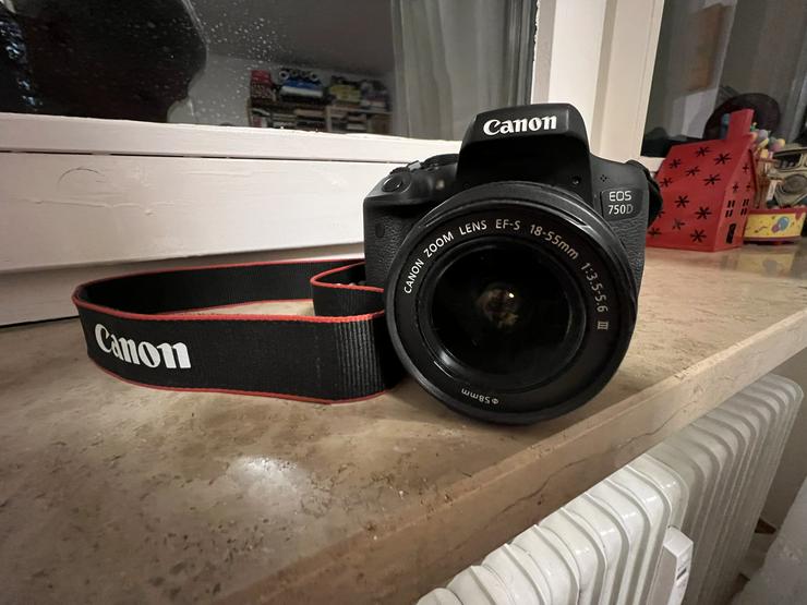 Unbenutzte Canon EOS 750D zu verkaufen!
