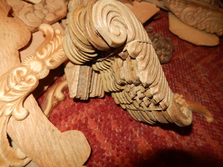 Bild 14: 100.000 Stk Verzierungen Schnitzerei Holzornamenten Ornamente Art