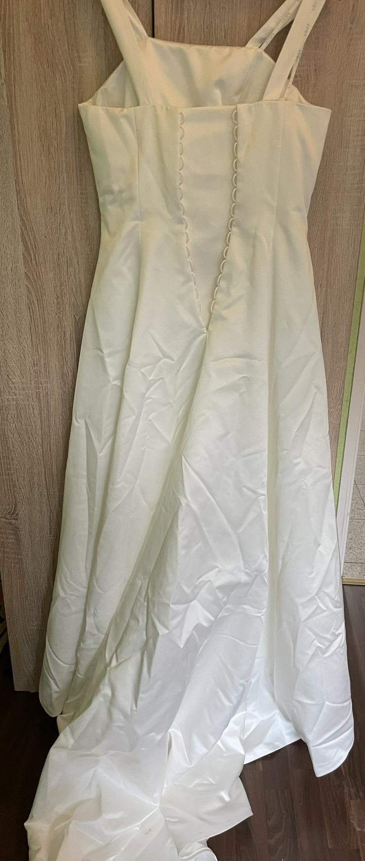 Brautkleid Hochzeitskleid von Lilly - Größen 44-46 / L - Bild 7