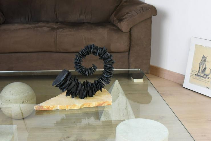 Bild 5: Spiralförmige Zen-Schieferskulptur