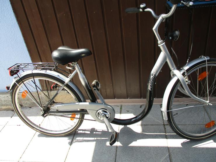 Damenfahrrad tiefer Einstieg Seniorenrad 26 Zoll Versand möglich - Citybikes, Hollandräder & Cruiser - Bild 1