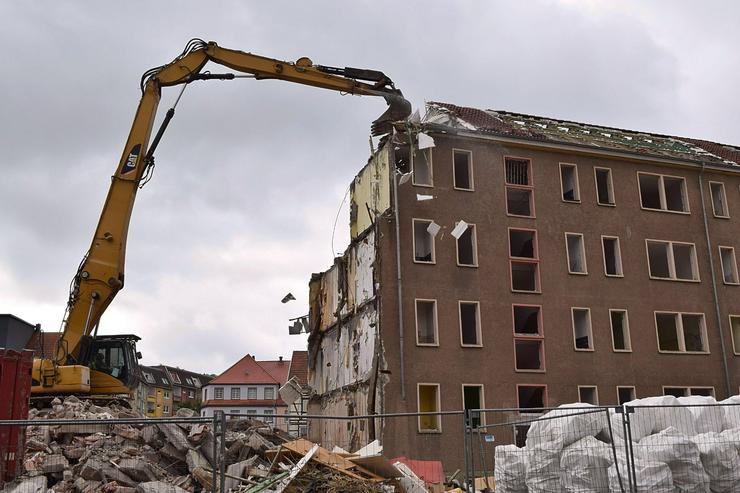 24/7 Dienst - Abbruch & Erdarbeiten in Großraum München! - Sonstige Dienstleistungen - Bild 1