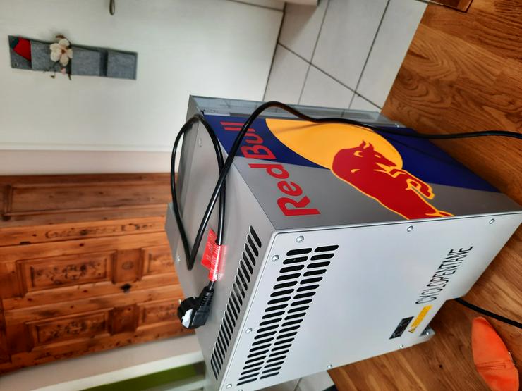 Red Bull Baby Cooler 2020 neu - verschließbar - Kühlschränke - Bild 8