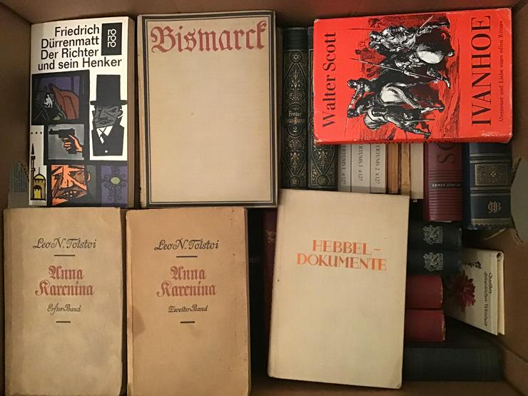 Bild 1: Alte Bücher gebunden 32 Stk. Tolstoi Böll, Kästner, Schiller, Hebbel usw.