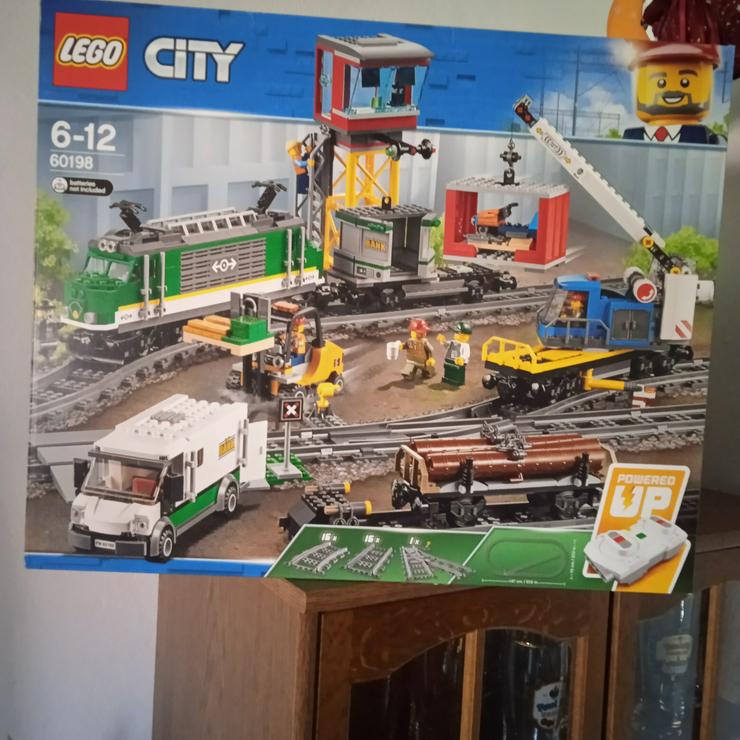 Lego Spiel Modell 60198 (NEU & OVP) - Rennbahnen & Fahrzeuge - Bild 4