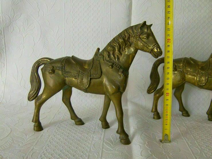 Bild 5: Paar Bronzeskulpturen Figuren Pferd. Gewicht 5,2 kg.