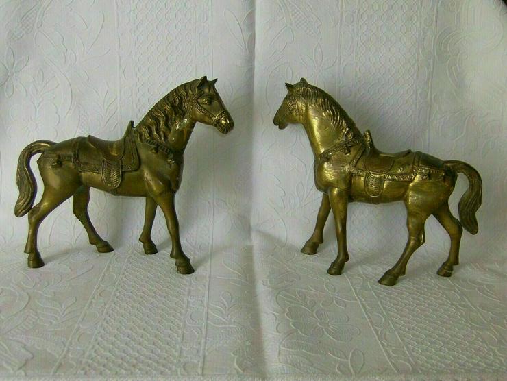 Bild 2: Paar Bronzeskulpturen Figuren Pferd. Gewicht 5,2 kg.