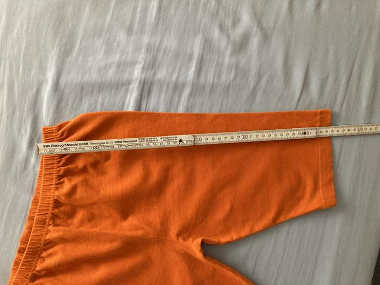 Hose Capri Freizeit Schlafanzug Gr. 164 orange NEUWERTIG - Größen 164-176 - Bild 2