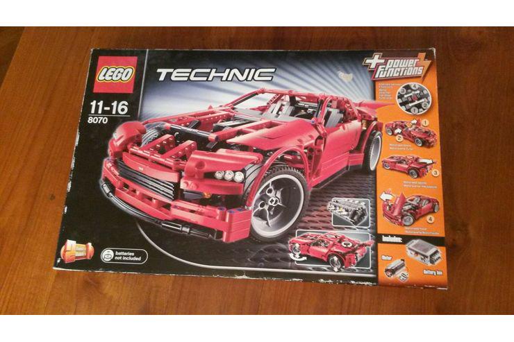 Bild 1: Lego Technik 8070 Super Car ! Top !