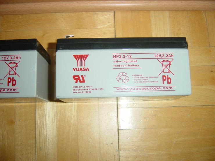2 X Yuasa Blei-Akku NP3. 2-12 Pb 12V / 3, 2Ah - Batterien & Batterieladegeräte - Bild 3