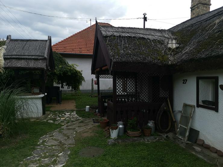 Ein kleines Bauernhaus nähe See und Strand in Vonyarcashegy zu verkaufen