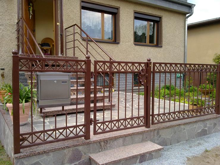 Bild 7: Metalltreppen aus Polen, Stahltreppen zur Balkon etc., Montage, Gelander