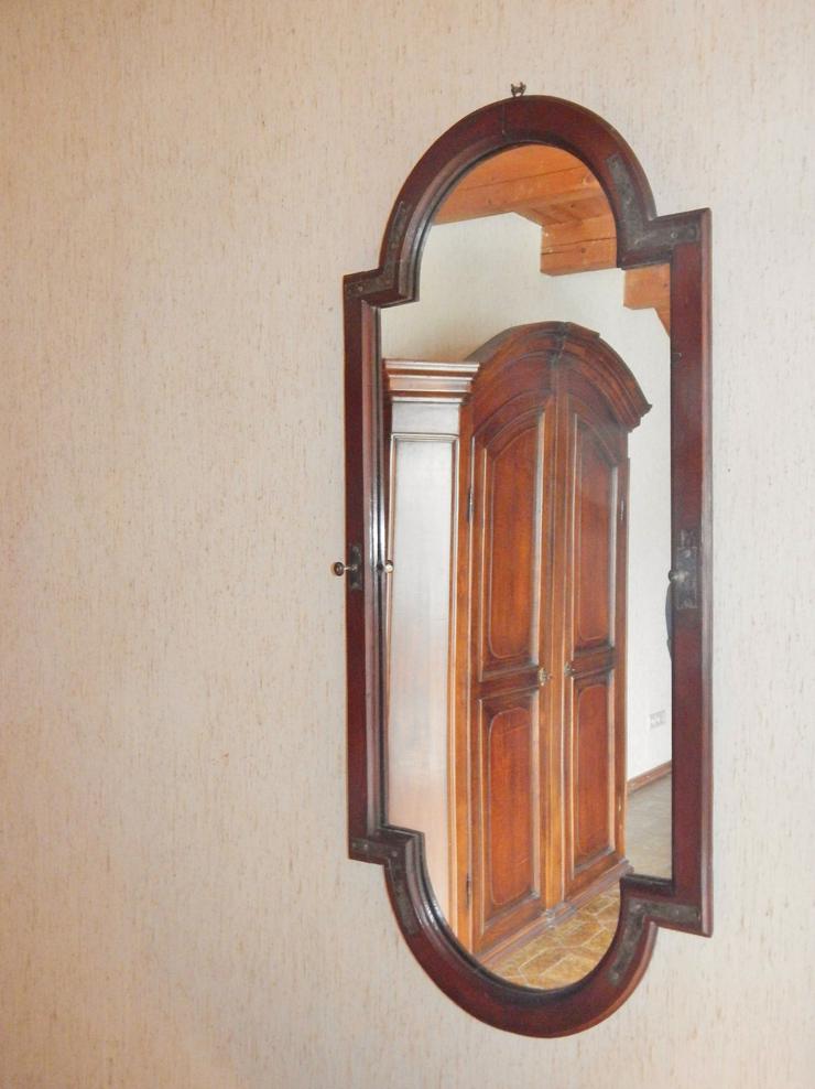 Antiker Wandspiegel. - Spiegel & Rahmen - Bild 1