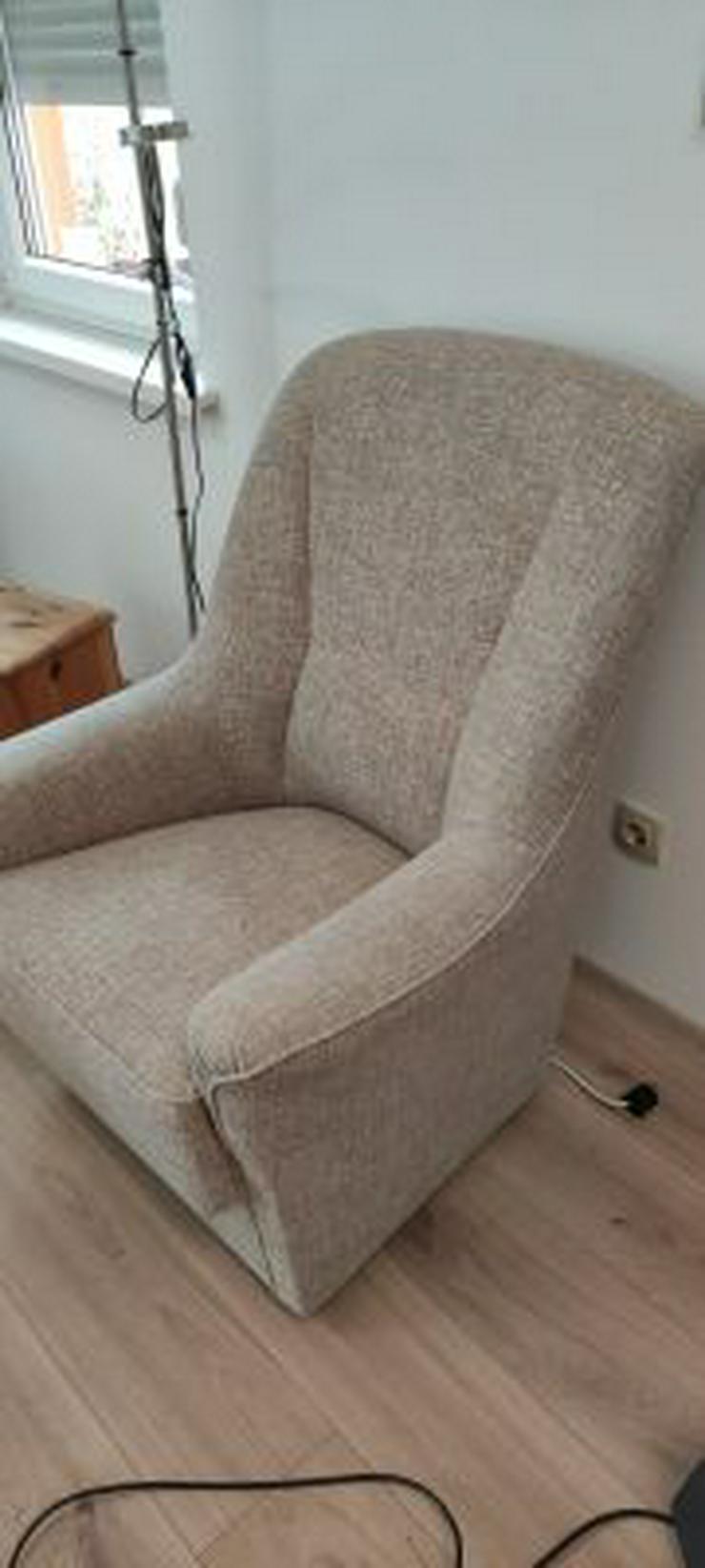 Sofa mit 2 Sesseln beige sehr gut erhalten 