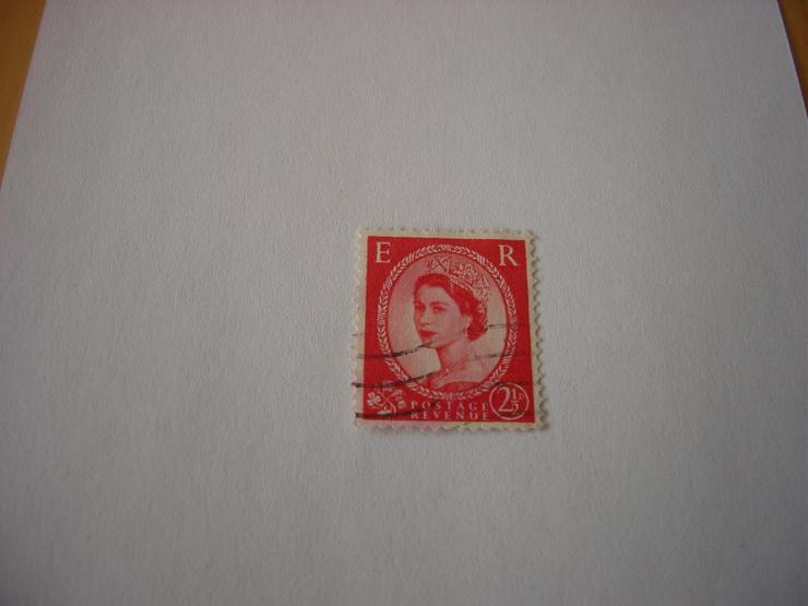 Bild 1: Briefmarke England Postage Revenue  ER 2 1/2 D Stempel
