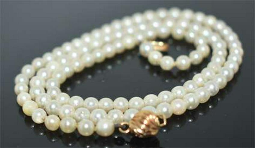 Akoya Perlenkette Farbe Weiß Verschluss 14 KT.