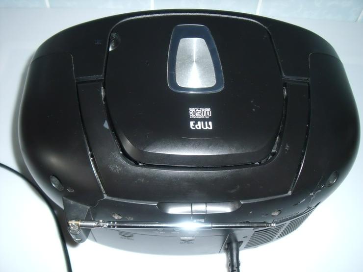 Bild 6: Tragbarer CD-Player mit Radio Stereoanlage Kompaktanlage
