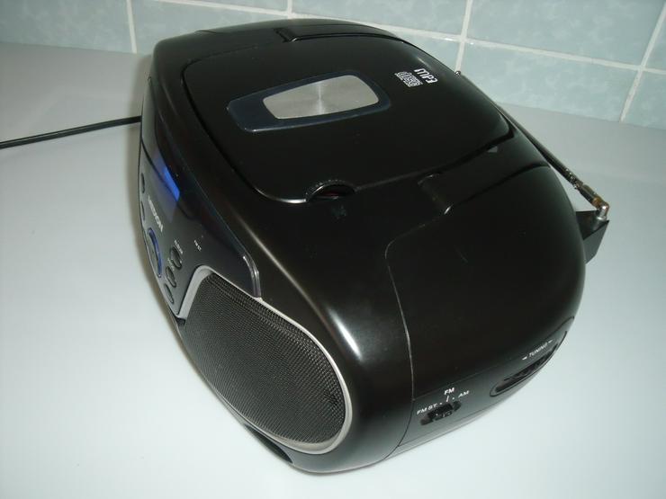 Bild 3: Tragbarer CD-Player mit Radio Stereoanlage Kompaktanlage