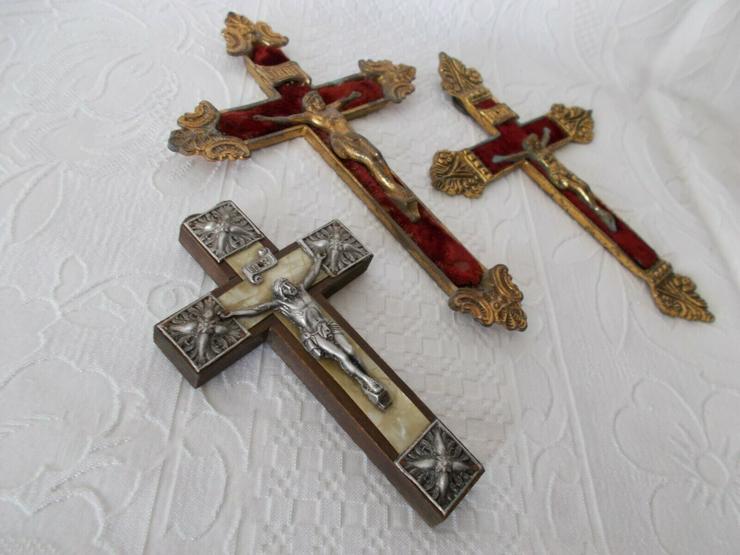 Bild 8: 3 x Jesus Kruzifix Kreuz 