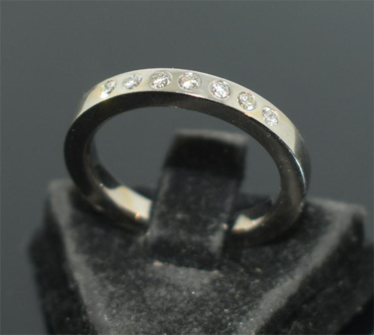 Memoire Ring Goldschmiedearbeit in 585er-Weißgold mit Brillanten - Ringe - Bild 5