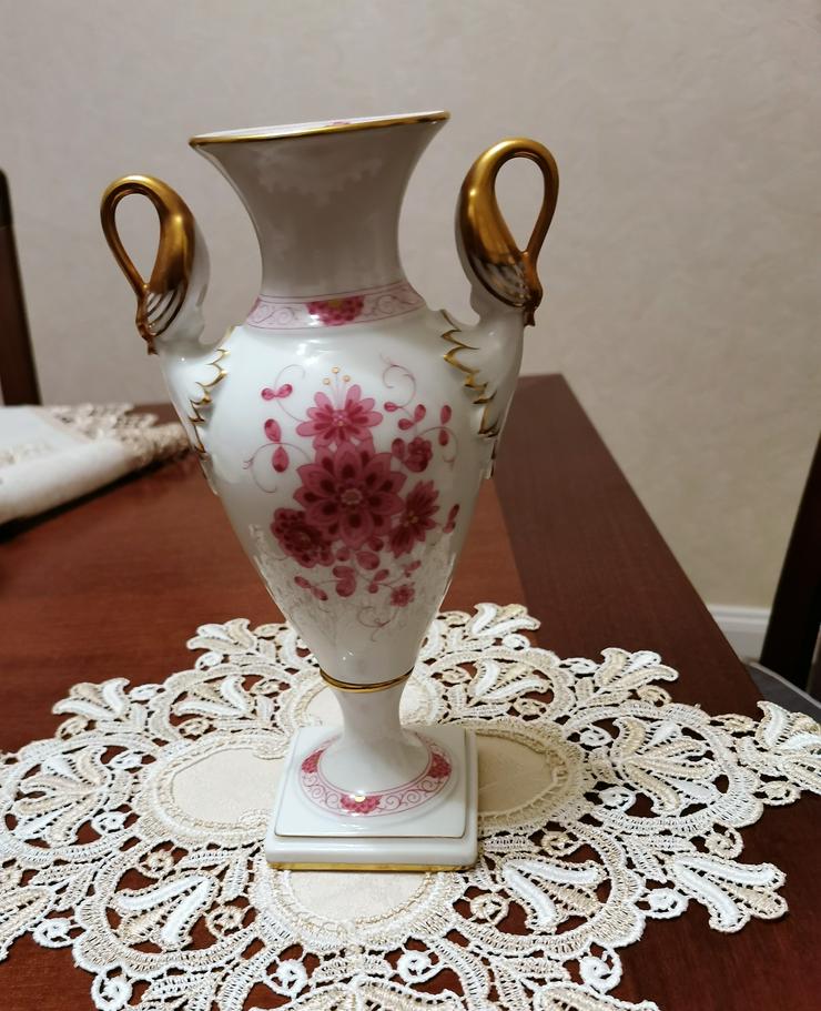 Neue Zier Vase mit vergoldeten Griffen - Vasen & Kunstpflanzen - Bild 2