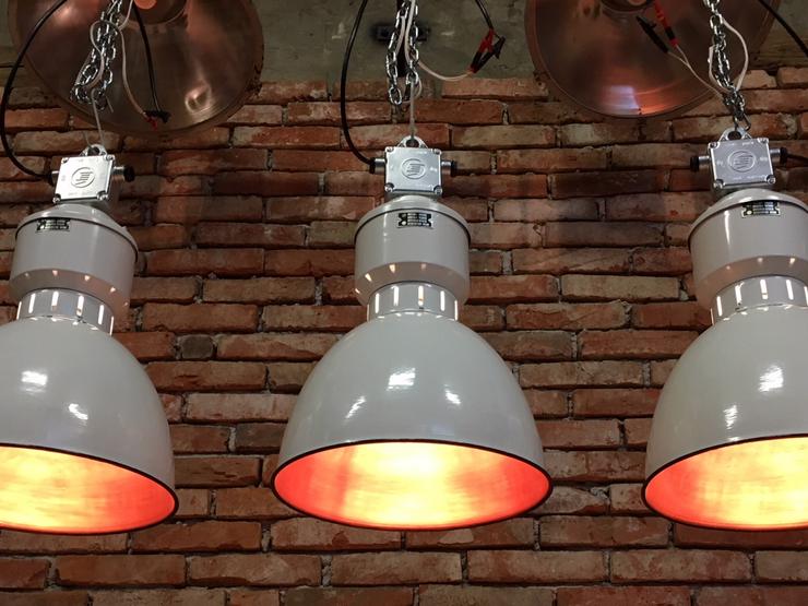 Bild 9: Drei stück luxuriös Industrielampen fabriklampen 50 ér Jahren 