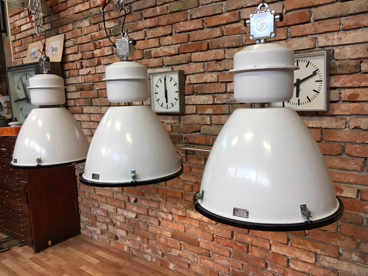 Bild 6: Drei stück Industrielampen mit Glaß fabriklampen 50 ér Jahren 