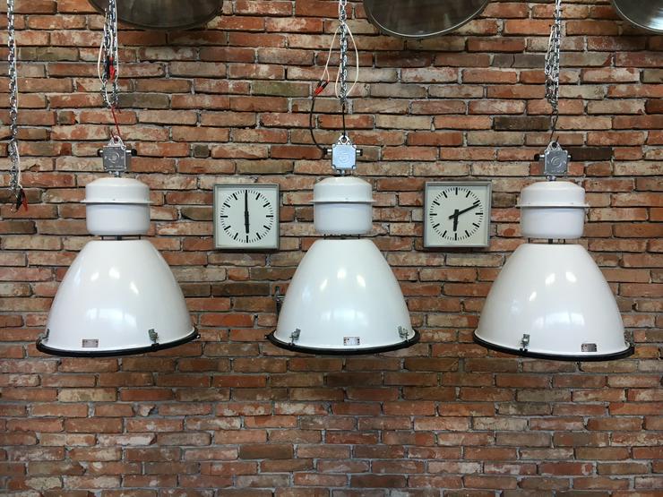 Bild 1: Drei stück Industrielampen mit Glaß fabriklampen 50 ér Jahren 