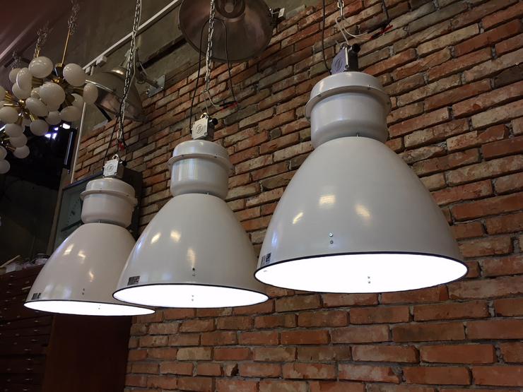 Bild 5: Drei stück Industrielampen mit Glaß fabriklampen 50 ér Jahren 