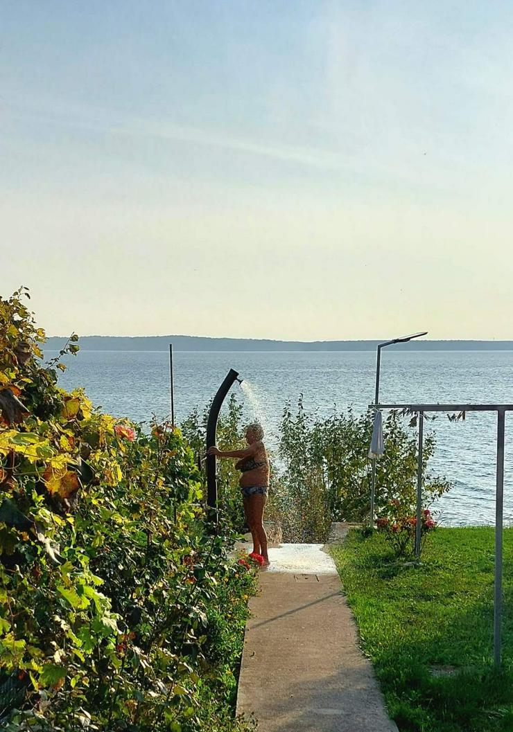 Rtina Miletici bei Zadar, Dalmatien, 4 Personen Ferienwohnung direkt am Meer mit Terrasse - Ferienwohnung Kroatien - Bild 2