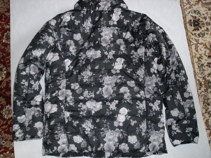 Bild 10: Damen Jacke mit Blumen Damen Winterjacke Größe 44 Neu.+ Geschenk.