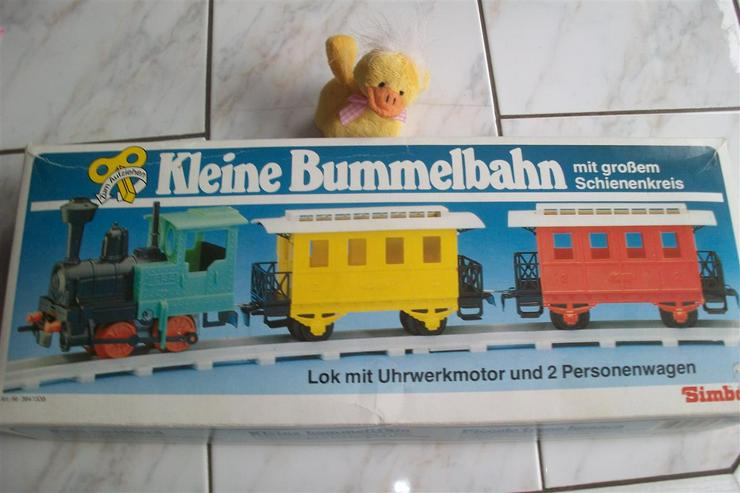 Bild 1: Kinderwerkbank und Lok Bummelbahn