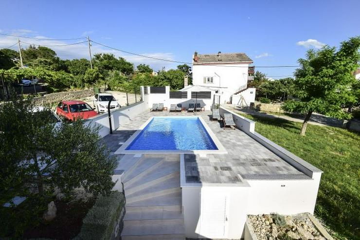 Bild 6: Dalmatien, Rtina Stosici bei Zadar, 2-Zimmer-FeWo mit Pool in unmittelbarer Strandnähe; Familienurlaub in Kroatien