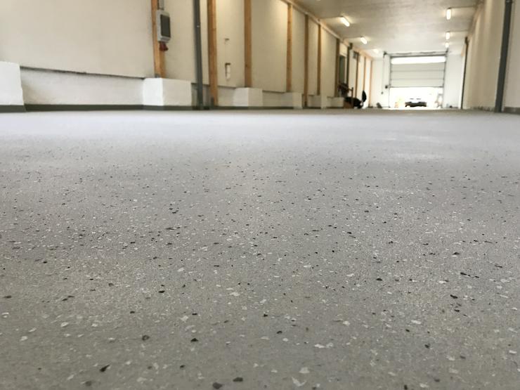 Bild 2: Bodenbeschichtung Epoxidharz