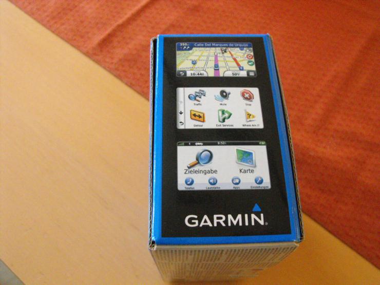 Bild 8: Garmin nüvi 2595 LMT Navigation Originalkarton und Zubehör Top