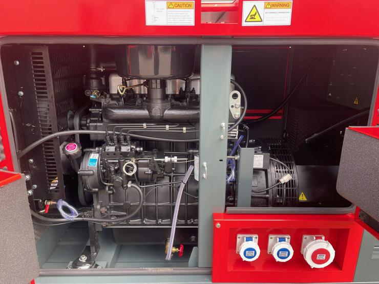 Bild 5: Bauer Generator GFS-24 (Notstromaggregat Stromerzeuger Diesel Generator)