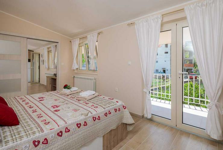 2-Zimmer-Ferienwohnung in Trogir bei Split in Dalmatien, Familienurlaub in Kroatien - Ferienwohnung Kroatien - Bild 3