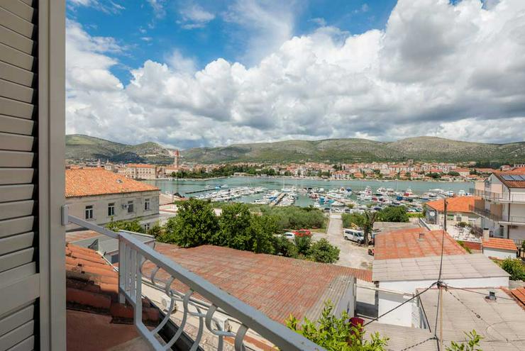 2-Zimmer-Ferienwohnung in Trogir bei Split in Dalmatien, Familienurlaub in Kroatien - Ferienwohnung Kroatien - Bild 1