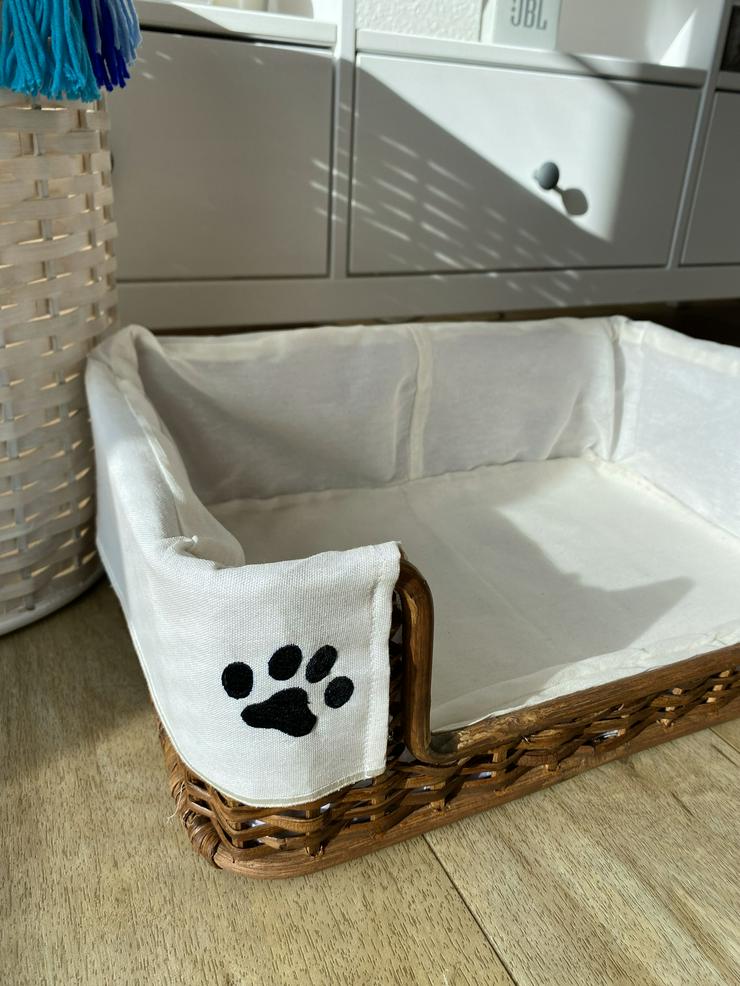 Bild 8: kleines Rattan Hundebett / Hundekorb / Dog Bed / Dog Basket