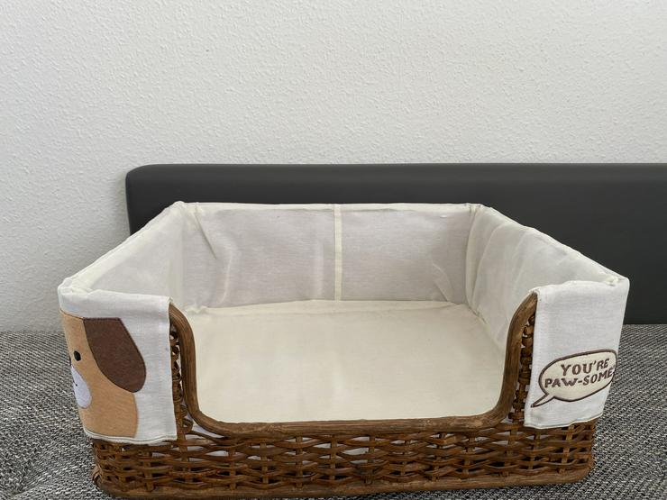 Bild 1: mittelgroßes Rattan Hundebett / Hundekorb / Dog Bed / Dog Basket