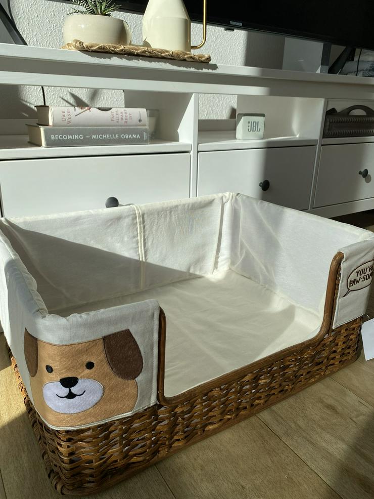 Bild 10: mittleres Rattan Hundebett / Hundekorb / Dog Bed / Dog Basket