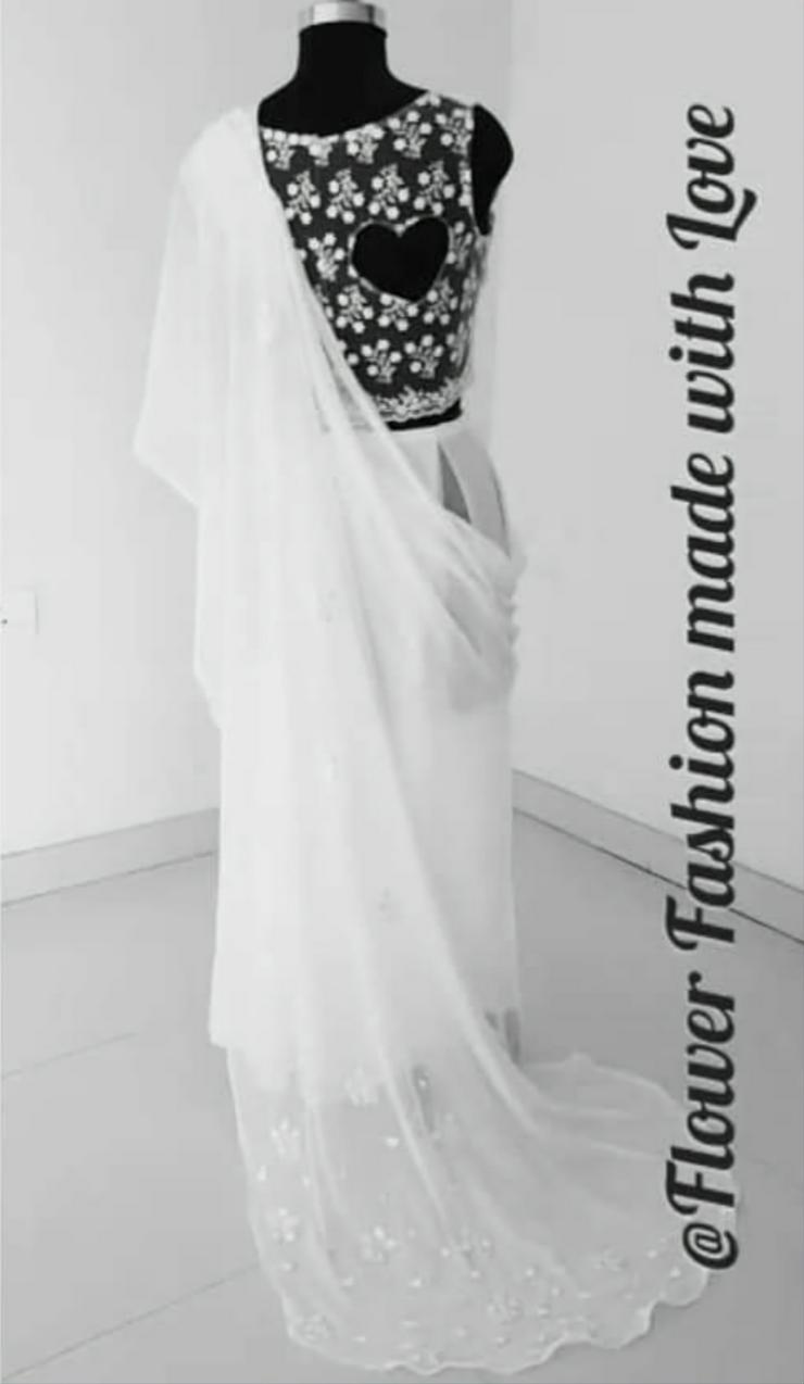 Lengha Saree mit Schleppe Brautkleid