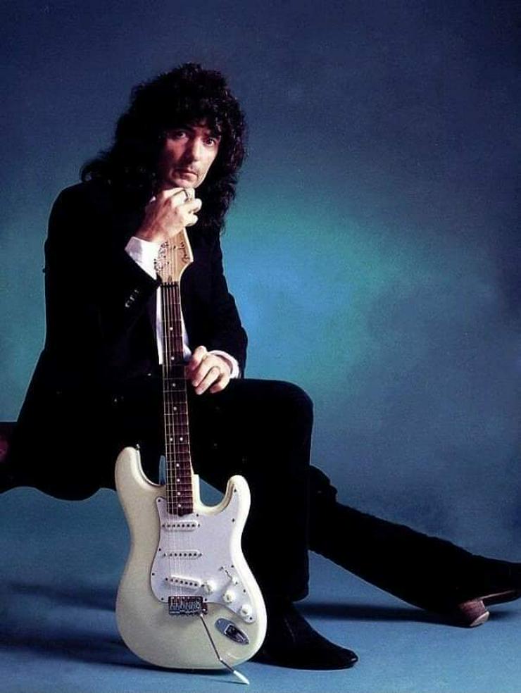 Bild 16: RitchieBLACKMORE78az AARONZZTOP ABBAZAPPA 