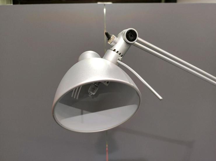 Bild 1: Tischstehlampe silber gebraucht Arbeitsleuchte Tischlampe